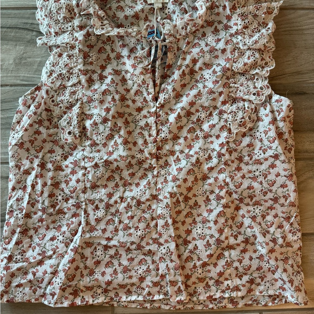 Floral Lace Ruffle Blouse